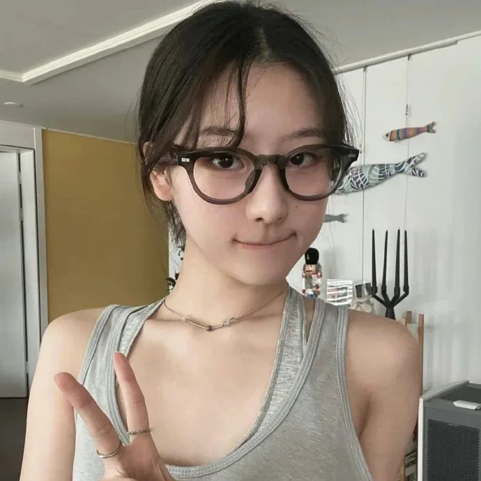 侦探船梨精